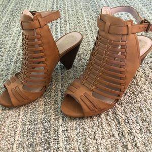 Vince Camuto Block Heel Sandal